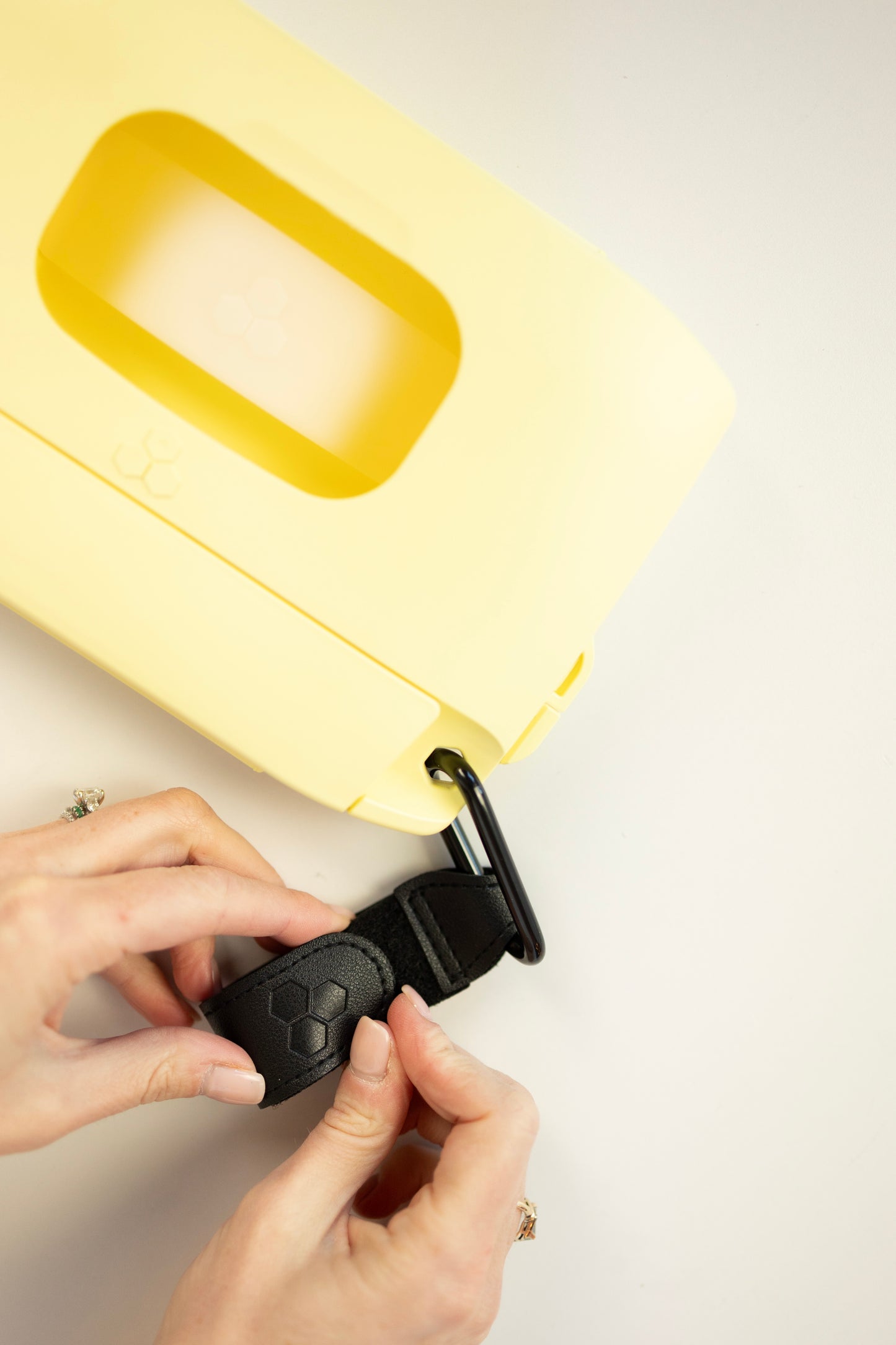 BEE Carrying Strap